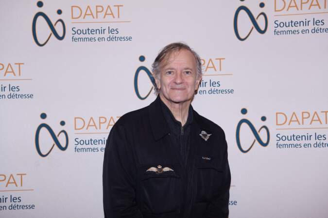 Francis Huster lors de 2ème édition du prix Dapat au Théâtre Edouard VII à Paris, le 17 octobre 2022. 