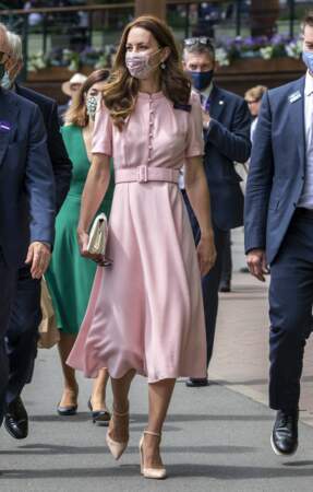 Kate Middleton et sa longue robe rose poudré Beulah (d'une valeur de 813 €) à Londres, le 11 juillet 2021