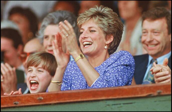 La princesse Diana, accompagnée du prince William dans les tribunes de Wimbledon en 1991