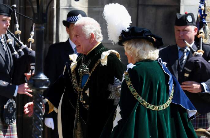 Camilla Parker Bowles arrive à la cathédrale Saint-Gilles d'Édimbourg en Écosse, le 5 juillet 2023, pour le second couronnement de Charles III