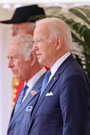 Le roi Charles III d'Angleterre a reçu le président américain Joe Biden lors d'une cérémonie de bienvenue dans le quadrilatère du château de Windsor, dans le Berkshire au Royaume Uni, le 10 juillet 2023
