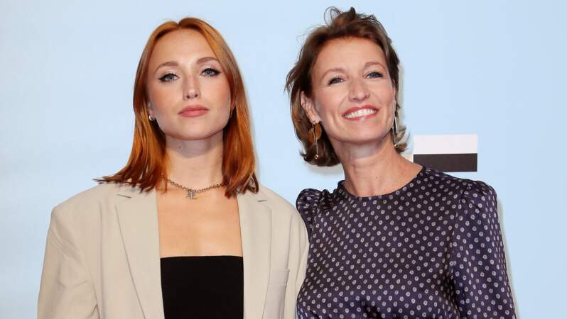 Alexandra Lamy et sa fille Chloé Jouannet au Festival de la Fiction TV de La Rochelle en septembre 2022