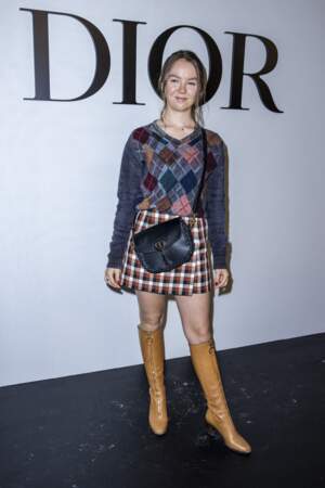 Alexandra de Hanovre joue avec le motif à carreaux au défilé Dior, le 29 septembre 2020