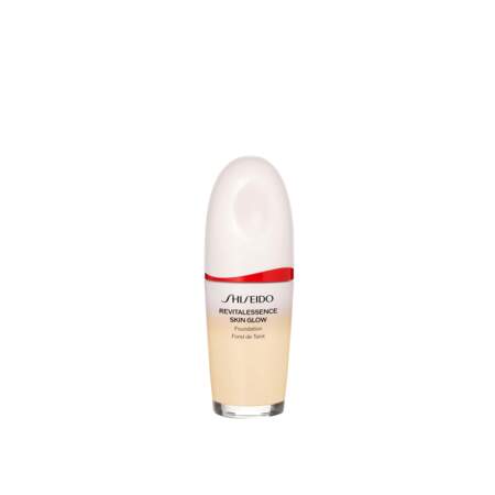 Fond de teint Revitalessence Skin Glow, Shiseido, 63€ disponible en 30 teintes