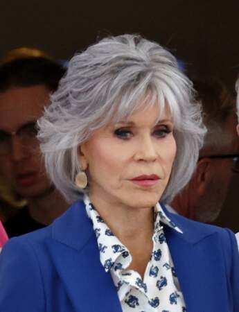 Jane Fonda porte le rouge à lèvres foncé ultra-glamour au Festival de Cannes en 2022