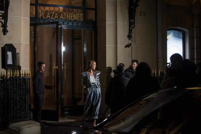 Céline Dion en tournage à l'hôtel Plaza Athénée à Paris