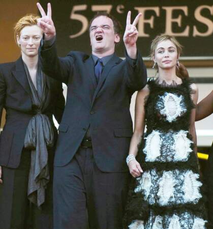 Emmanuelle Béart au Festival de Cannes en 2004, à côté de Tilda Swinton et de Quentin Tarantino
