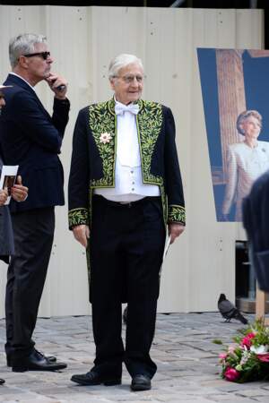 Jean-Claude Trichet a rendu un dernier hommage à l'académicienne Hélène Carrère d'Encausse lors de ses obsèques en l'église Saint-Germain-des-Près à Paris, le 11 août 2023