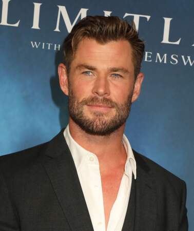 Chris Hemsworth à la première du film "Sans limites avec Chris Hemsworth" à New York, le 15 novembre 2022.