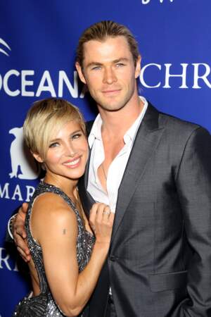 Elsa Pataky et son compagnon Chris Hemsworth au bal inaugural d'Oceana chez Christie's à New York, en avril 2013.