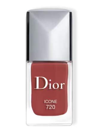 Vernis à ongles effet gel, 720 Icone, Dior, 33€  
