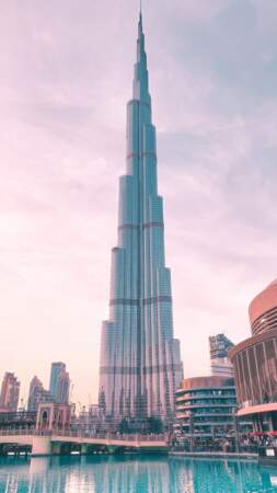 Burj Khalifa (Dubaï), 2 132 mentions