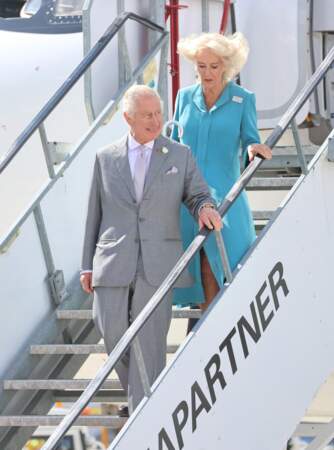 Le roi Charles III et la reine Camilla arrivent à Bordeaux, à l'aéroport, ce vendredi 22 septembre 2023
