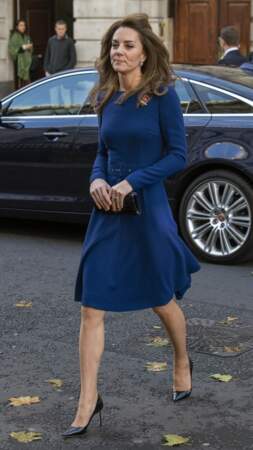 Catherine (Kate) Middleton en bleu le 7 novembre 2019 à Londres