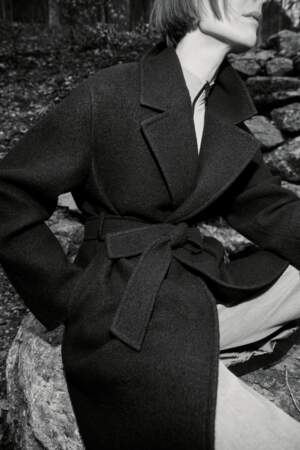 Manteau noir en laine détail ceinture amovible, Caroll, 290€