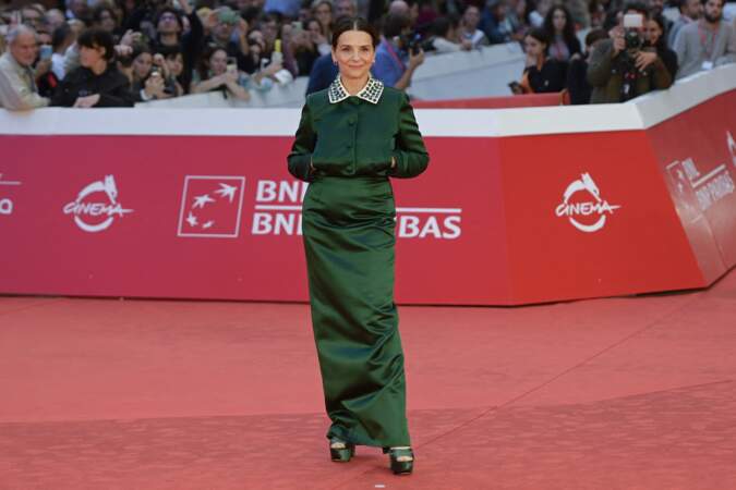 Juliette Binoche à la Première du film "La Passion de Dodin Bouffant" au 18ème Rome International Film Festival