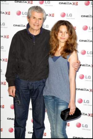 Claude Lelouch et sa fille Stella pour une projection mondiale à Paris en 2011.