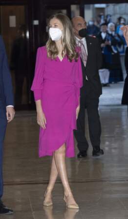 La princesse héritière Leonor en robe violette au concert de clôture de la «29e Semaine musicale» à Oviedo