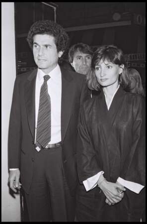 Claude Lelouch et Évelyne Bouix à la représentation de la pièce "Marguerite et les autres", à Paris, en 1983.