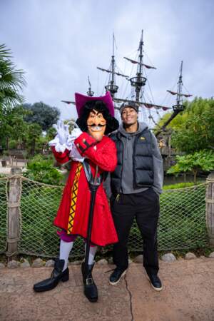 Virgil Van Dijk à Disneyland Paris, le dimanche 29 octobre 2023, à l'occasion d'Halloween.