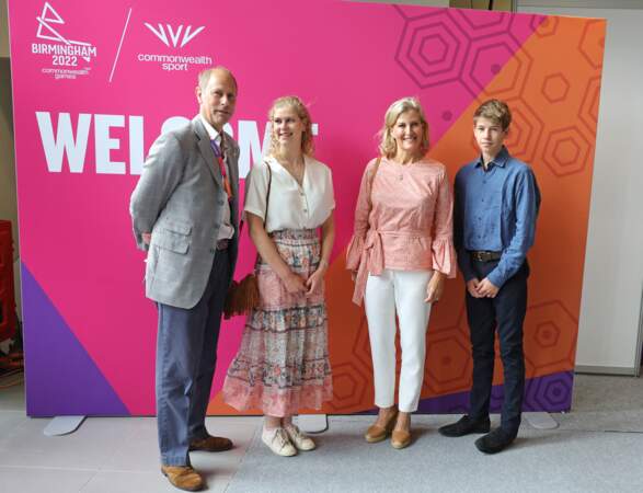 Louise Mountbatten-Windsor et sa famille assistent aux Jeux du Commonwealth de Birmingham