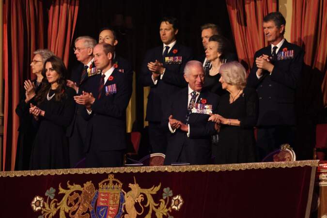 La famille royale assiste au Royal British Legion Festival of Remembrance au Royal Albert Hall à Londres