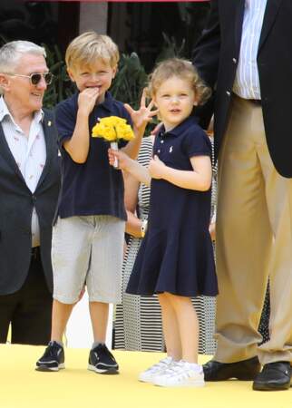Le prince Albert II de Monaco, ses enfants le prince Jacques, la princesse Gabriella, lors de l'anniversaire des 20 ans de Bob l'Eponge au 59ème festival de télévision de Monte Carlo à Monaco