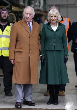 Le roi Charles III d'Angleterre, le jour de son 75ème anniversaire, et son épouse la reine Camilla, lors du lancement officiel du Coronation Food Project à Didcot