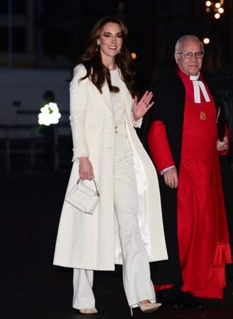 Kate Middleton arrive à l'abbaye de Westminster pour son traditionnel concert de Noël "Together At Christmas", à Londres, le 8 décembre 2023