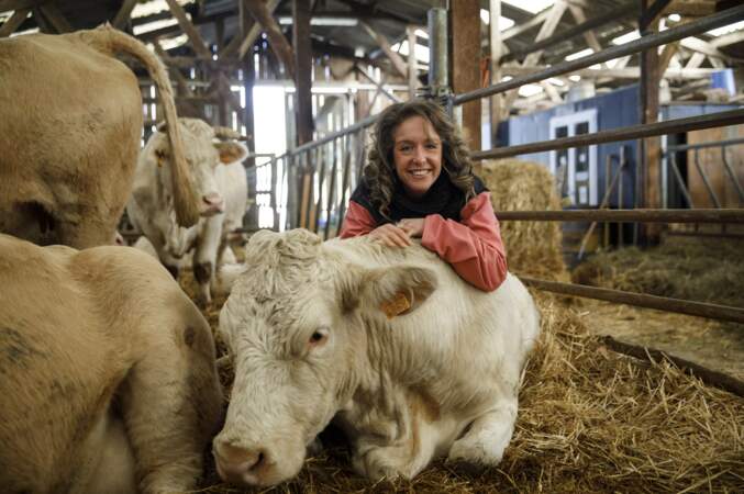 L'amour est dans le pré : Karell, 41 ans, éleveuse de vaches allaitantes et de volailles bio, Bourgogne-Franche-Comté