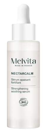 Sérum apaisant fortifiant Nectar Calm, Melvita, 42€ les 30ml dès février dans les boutiques Melvita, les magasins bio, (para)pharmacies et sur melvita.fr