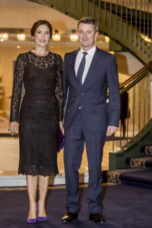 Le prince Frederik et la princesse Mary de Danemark lors d'un dîner à l’hôtel Waldorf Astoria de Rome