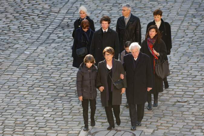 Martine Aubry entourée de ses proches, derrière le cercueil de Jacques Delors, lors de l'hommage national qui lui a été rendu, dans la cour d’honneur de l’Hôtel national des Invalides, à Paris, le 5 janvier 2024.