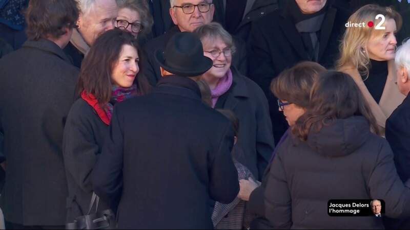 Martine Aubry au côté de sa fille Clémentine, lors de l'hommage national à Jacques Delors, dans la cour d’honneur de l’Hôtel national des Invalides, à Paris, le 5 janvier 2024.