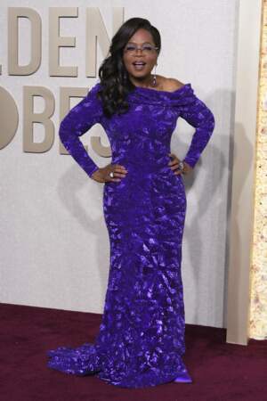 Oprah Winfrey en robe à sequins Louis Vuitton pour la 81ème cérémonie des Golden Globes Awards 