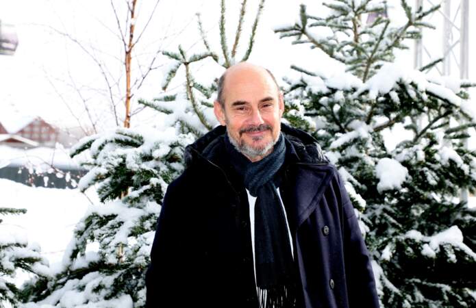 Bernard Campan au photocall du film "Et plus si affinités" dans le cadre du 27ème Festival International du Film de Comédie de l'Alpe d'Huez le 19 janvier 2024.