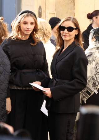 Vittoria di Savoia et sa mère Clotilde Courau au défilé Dior Haute Couture Printemps/Été 2024 lors de la Fashion Week de Paris