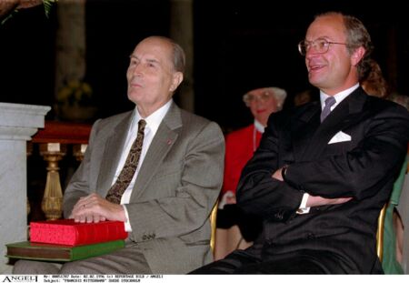 20 ans plus tard, en février 1996, c'est au tour du couple royal suédois de recevoir le chef d'État français à Stockholm