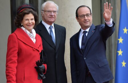 Sept ans plus tard, le 2 décembre 2014, Carl XVI Gustav de Suède et son épouse sont reçus en France au cours d'un voyage d'État par le président François Hollande