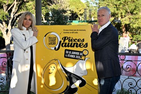 Brigitte Macron et Didier Deschamps, parrain de l'opération Pièces Jaunes, lors de la clôture de l’édition 2024 de la 35ᵉ Opération Pièces Jaunes à Nice, ce vendredi 2 février. 