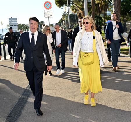 Christian Estrosi, le maire de Nice, et son épouse, Laura Tenoudji, arrivent à la clôture de l’édition 2024 de la 35ᵉ Opération Pièces Jaunes à Nice, ce vendredi 2 février. 