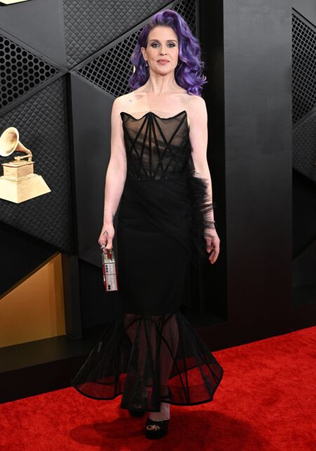 Kelly Osbourne arrive à la 66ème édition des Grammy Awards à la Crypto.com Arena à Los Angeles