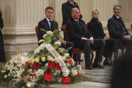 Lors de la veillée funèbre du prince Victor-Emmanuel de Savoie, en l'église de Sant'Uberto à Turin ce vendredi 9 février, le prince Emmanuel-Philibert de Savoie était très ému
