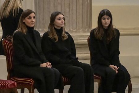Clotilde Courau, Vittoria et Luisa de Savoie ont assisté à la veillé funèbre pour le prince Victor-Emmanuel de Savoie, décédé le 3 février, en l'église de Sant'Uberto à Turin 