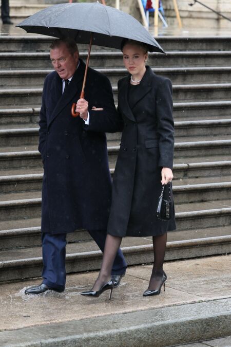 Le prince Charles et sa fille, la princesse Camilla de Bourbon des Deux-Siciles aux funérailles du prince Victor-Emmanuel de Savoie, ce samedi 10 février, à Turin. 