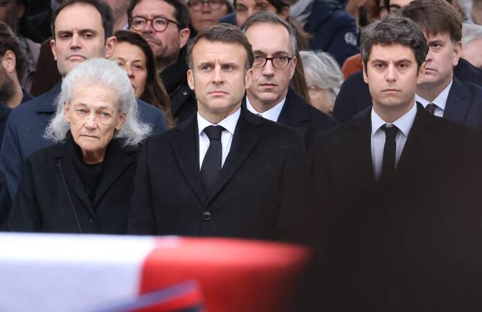 Hommage national à Robert Badinter devant le ministère de la Justice sur la place Vendôme à Paris.