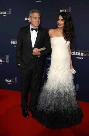 George Clooney et sa femme Amal Alamuddin-Clooney à la 42ème cérémonie des César à la Salle Pleyel 
