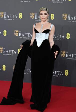 Florence Pugh aux BAFTA 2024 au Royal Festival Hall à Londres