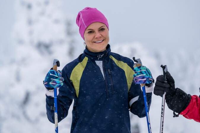 Victoria de Suède fait du ski de fond, à Sälen, en Suède