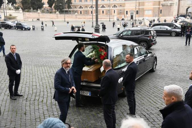 Ira von Furstenberg arrive à la basilique Santa Maria in Montesanto à Rome